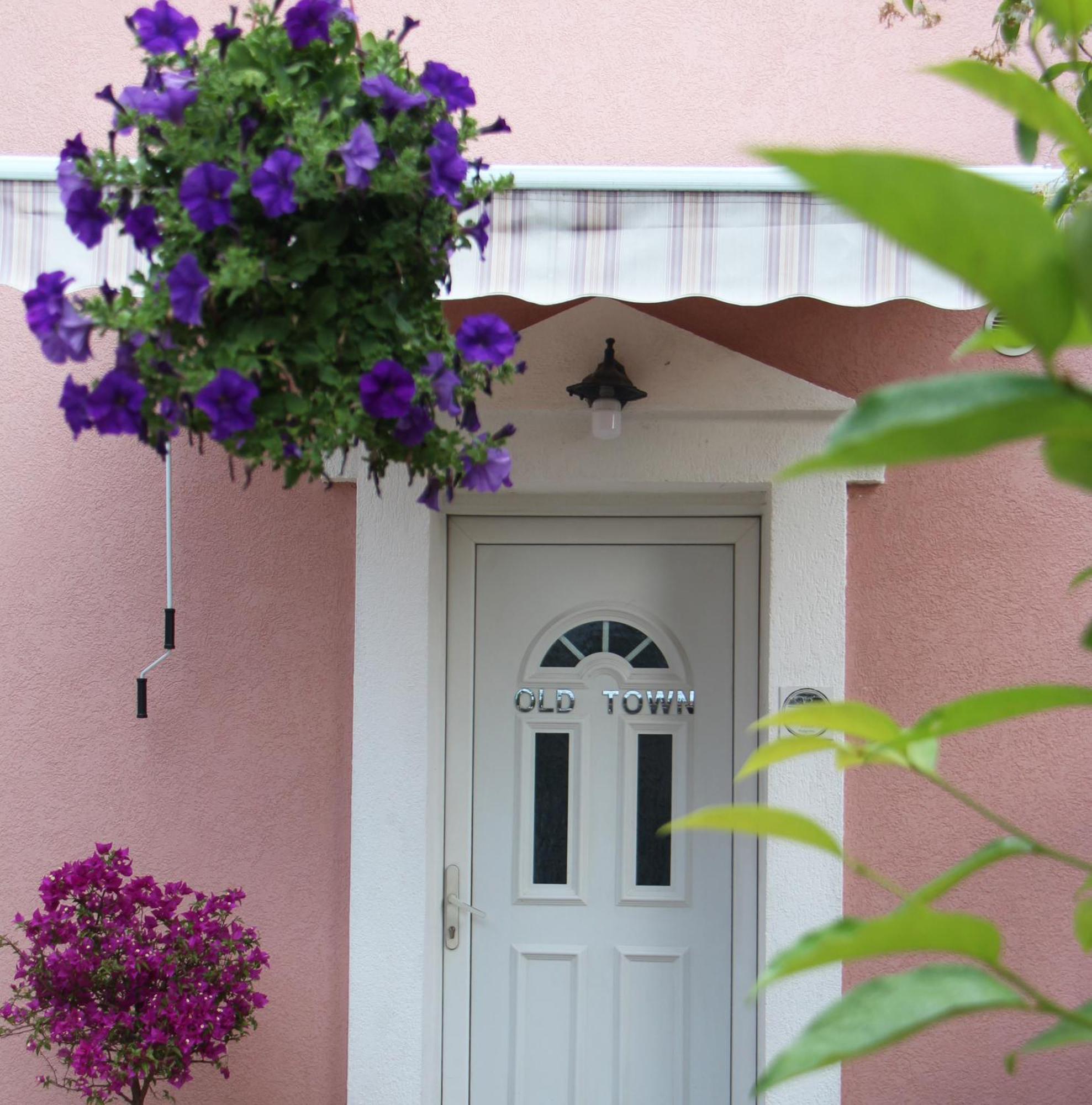 Old Town Podgorica Apartments Exterior photo